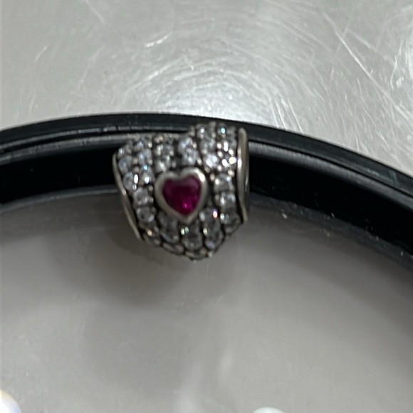 Authentic PANDORA 925 SS CZ ❤️ spacer/charm. - Picture 4 of 9